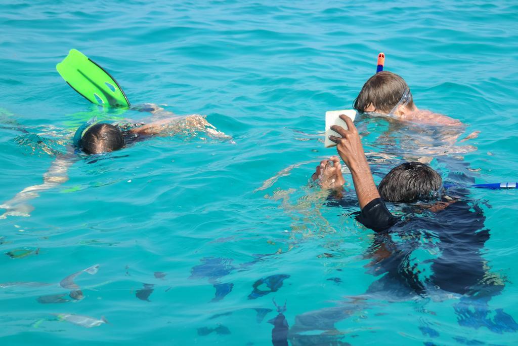 Treasure Island Lodge Huraa Exterior foto
